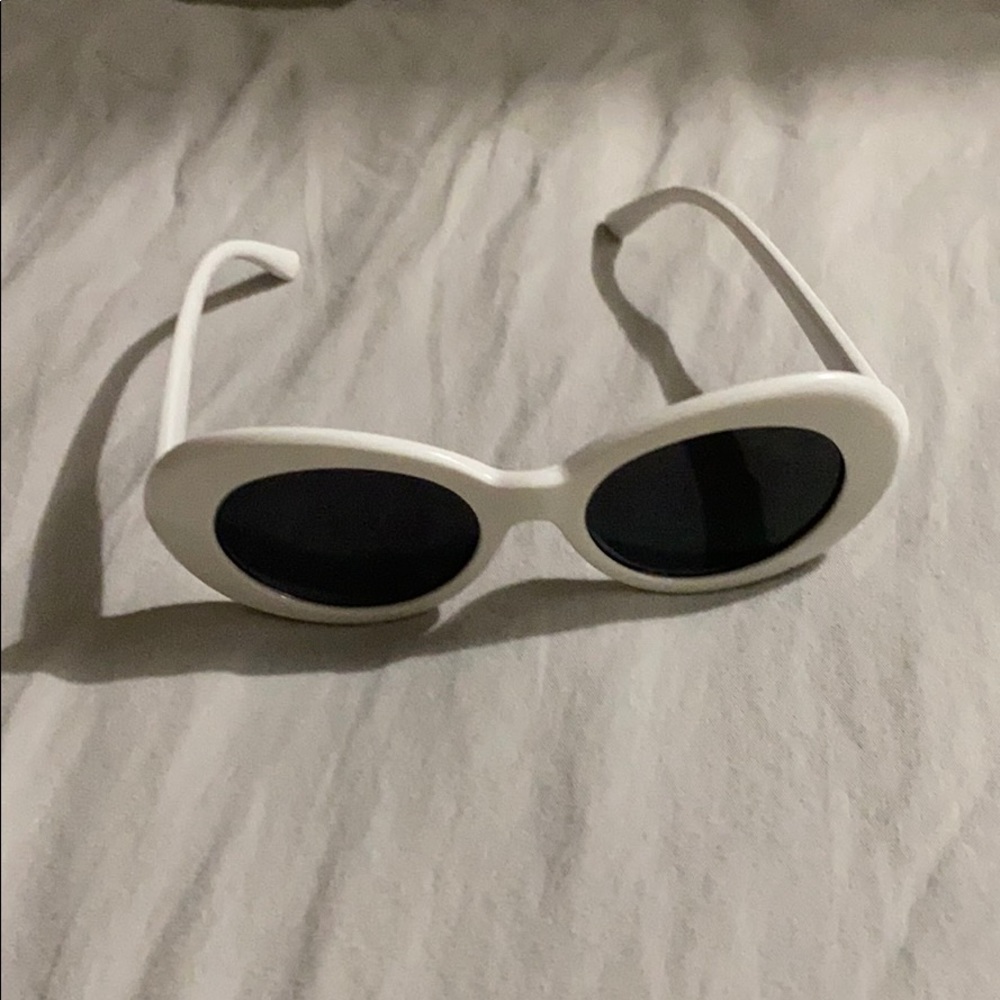 Clout glasses